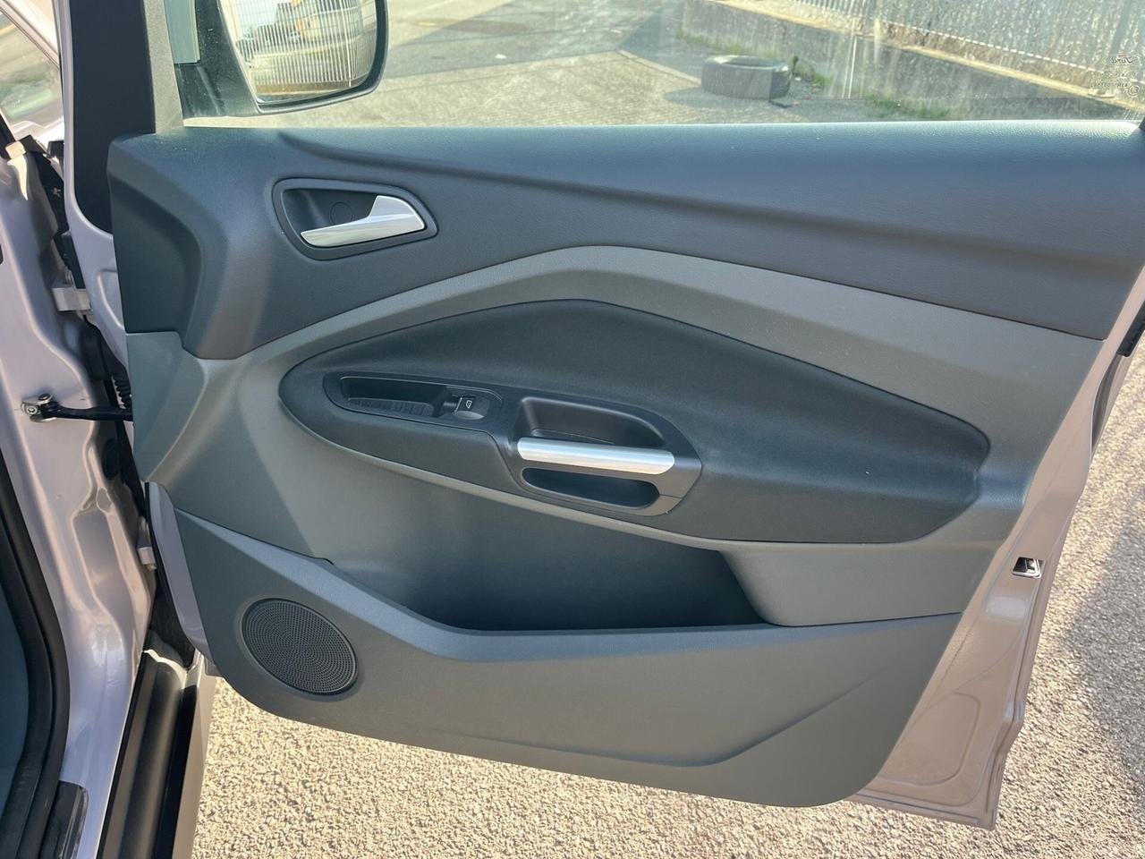 Ford C-Max 1.6 TDCi 115CV Titanium