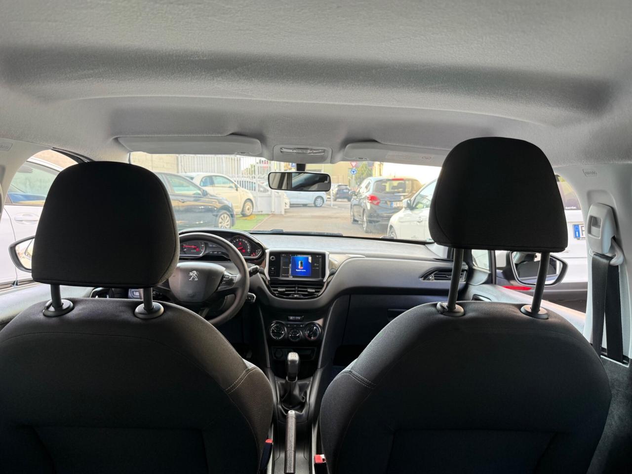 Peugeot 208 1.2benzina 5 porte - 2013