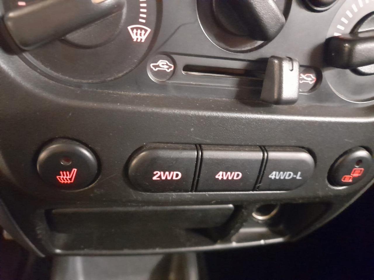 Suzuki Jimny 1.3i 16V cat 4WD