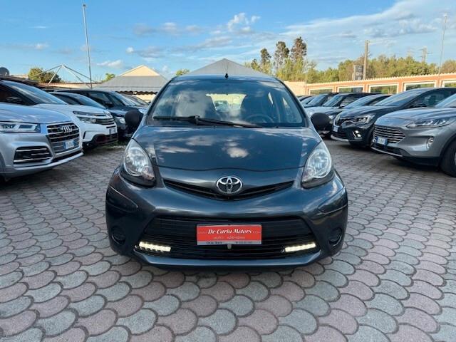 Toyota Aygo 1.0 VVT-i 68CV 5 porte Active - 2013