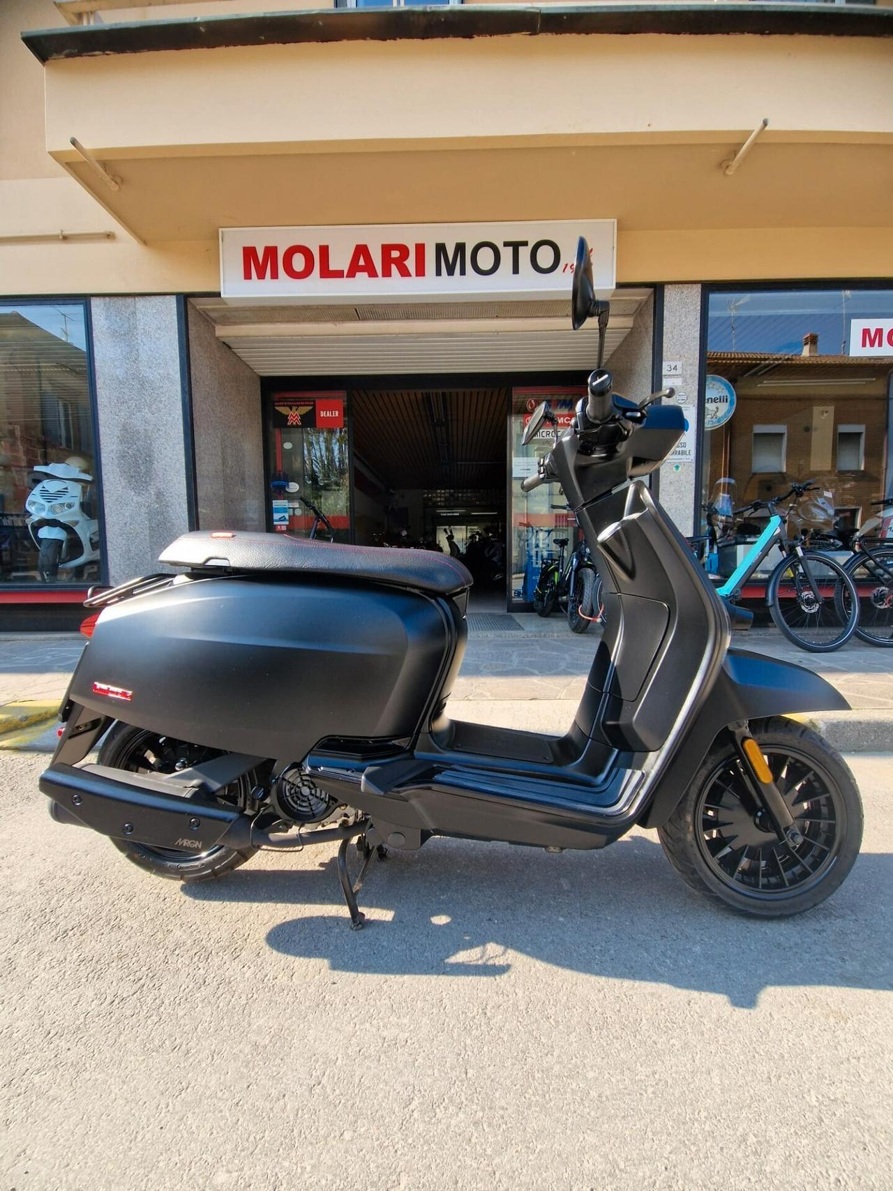 Lambretta LN125 Nero Opaco