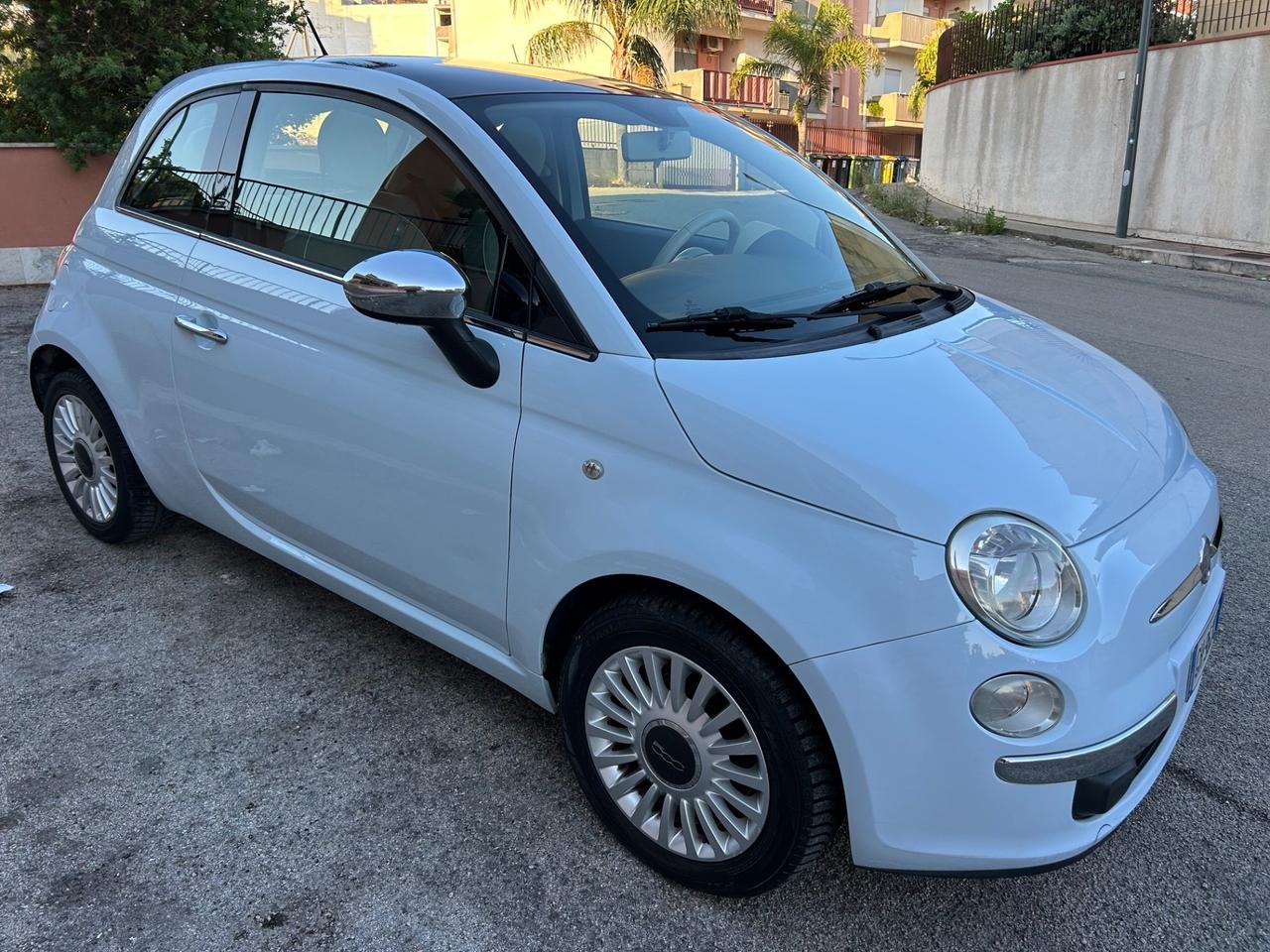 Fiat 500 1.2 Lounge ideale per neo patentati