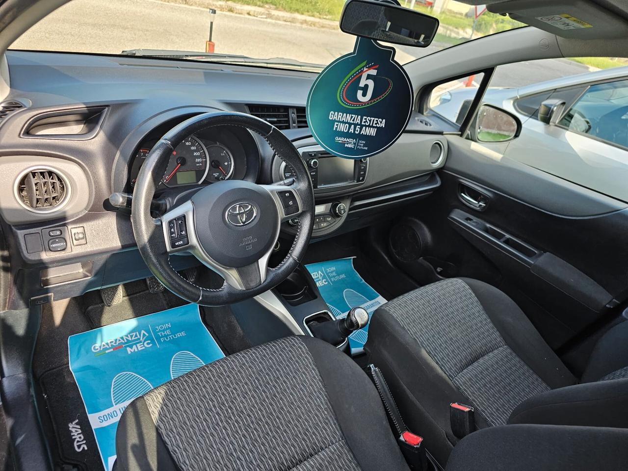 Toyota Yaris Lounge