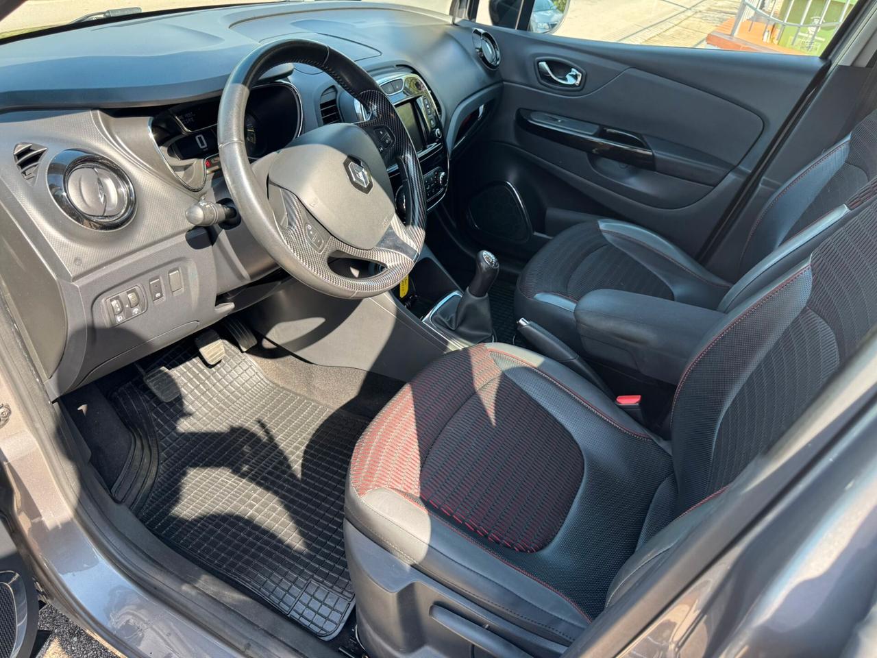 Renault Captur 1.5 90 CV Project Runway