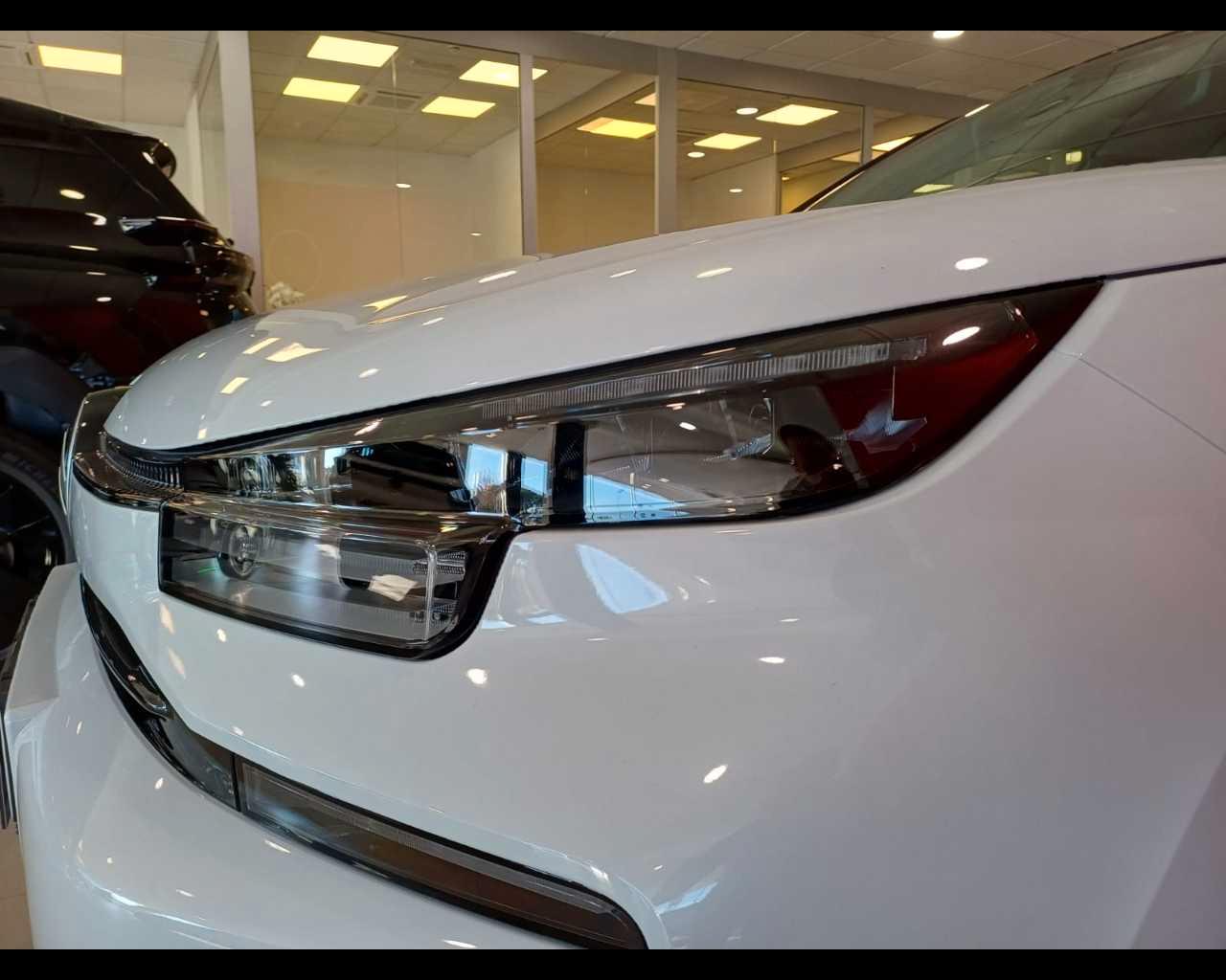 CITROEN C4 Benzina 130 cv Automatico - MAX