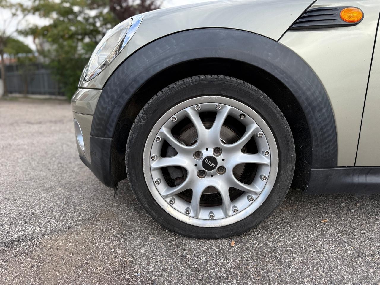 Mini 1.6 16V Cooper D NEOPATENTATI