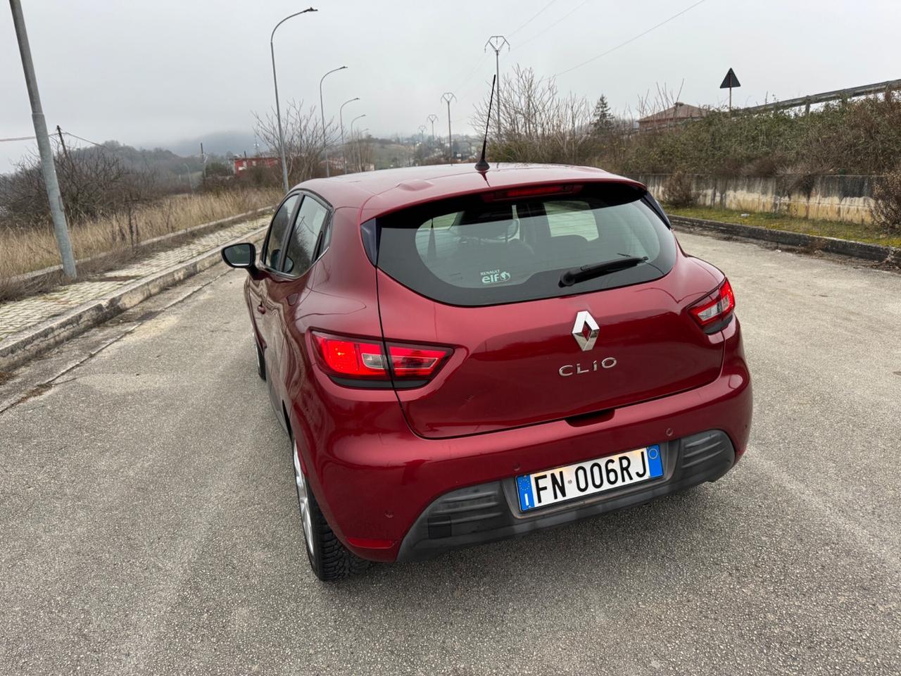 Renault Clio dCi 8V 75 CV 5 porte Moschino Life