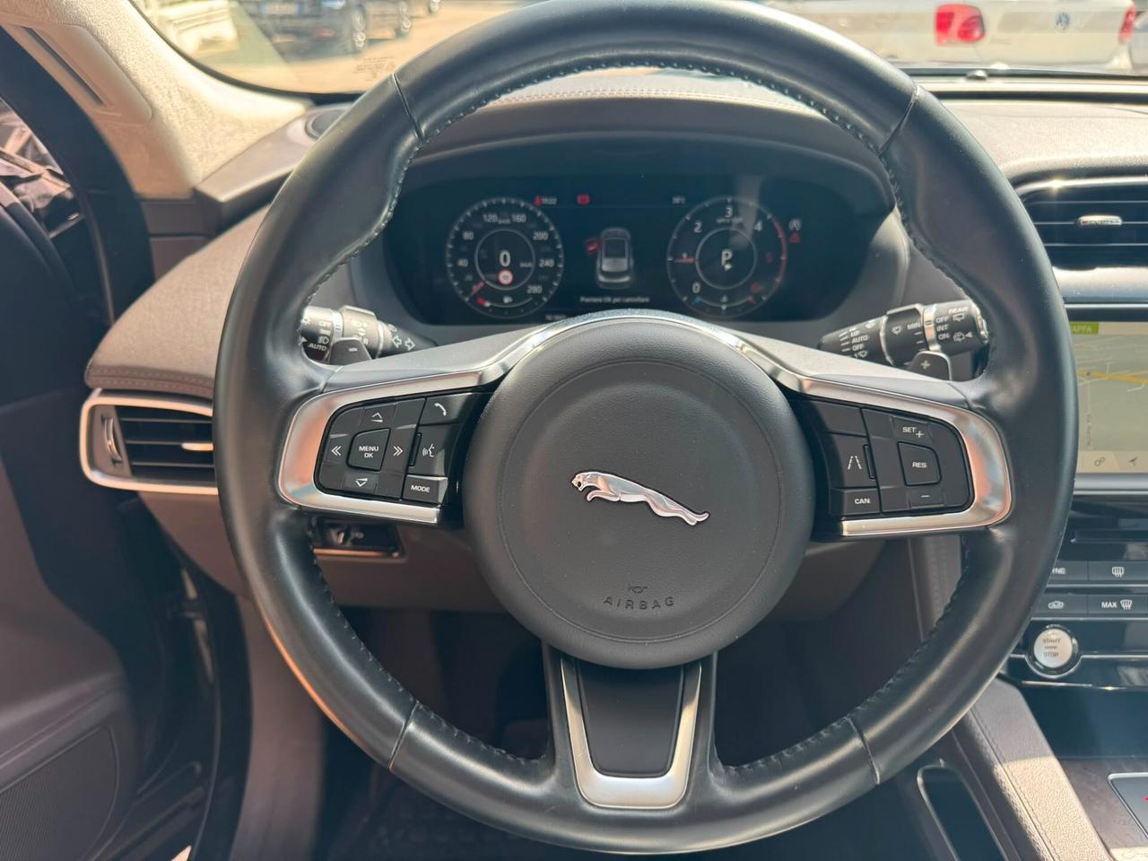 Jaguar F-Pace 2.0 D 240 CV AWD aut. Prestige