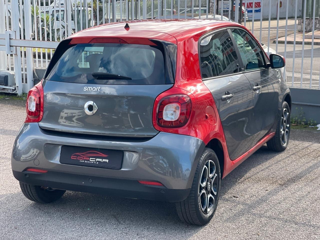 Smart ForFour 70 1.0 Passion LED 2017