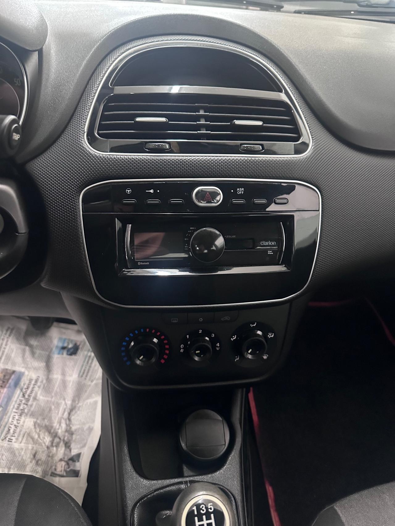 Fiat Punto 1.3 MJT II 75 CV 5 porte Young 2014
