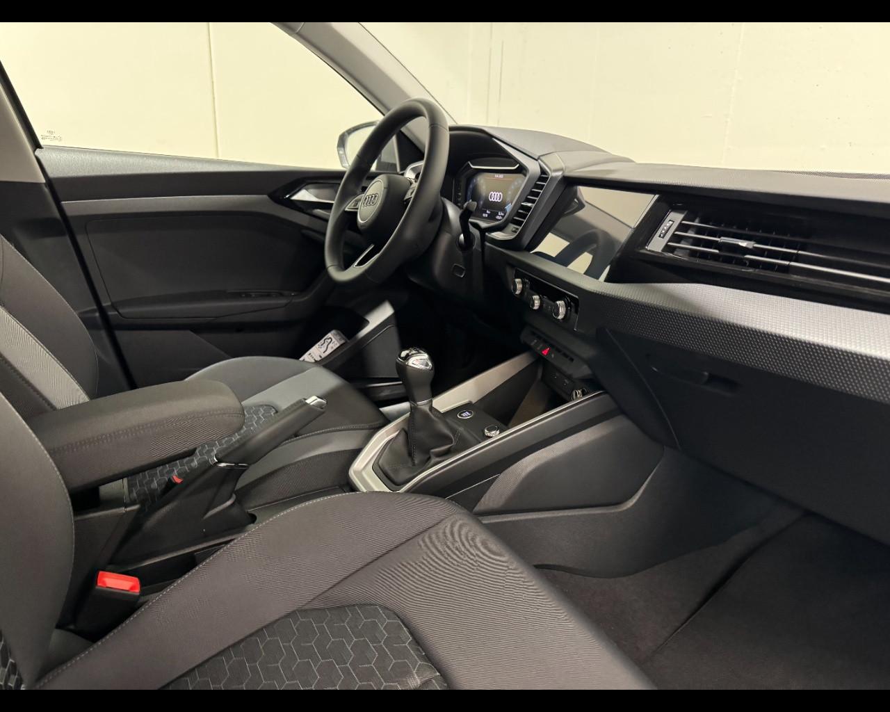 AUDI A1 SPORTBACK 30 TFSI S-TRONIC S LINE EDITION