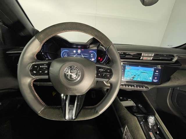 Alfa Romeo Junior 1.2 Hybrid 145cv Q4 Intensa EDTC6 + Tetto Apribile