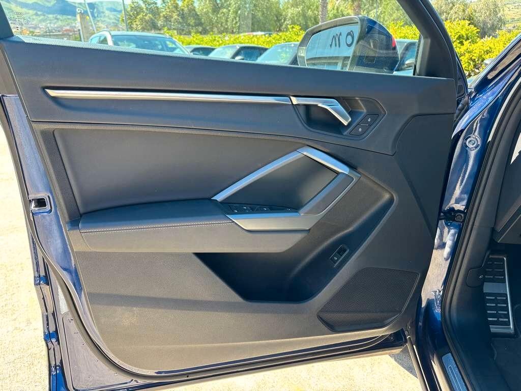 Audi Q3 SPB 35 TDI S tronic line edition 2025/ KM 23.000 IVA ESPOSTA Tua a solo 439 Euro al mese