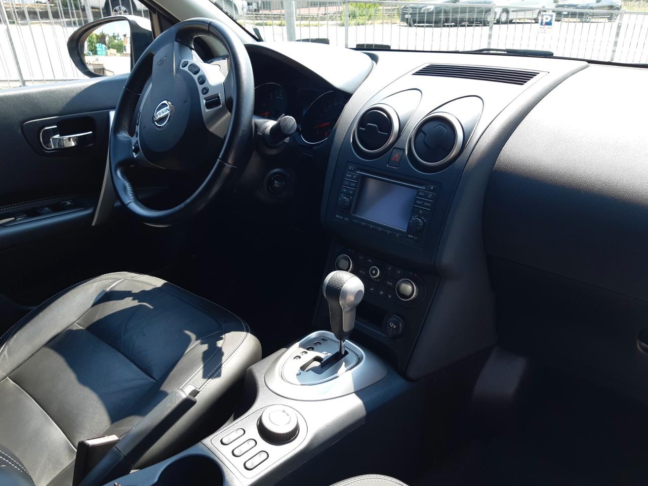 Nissan Qashqai Qashqai+2 2.0 dCi DPF Tekna 4X4 C.AUTO.
