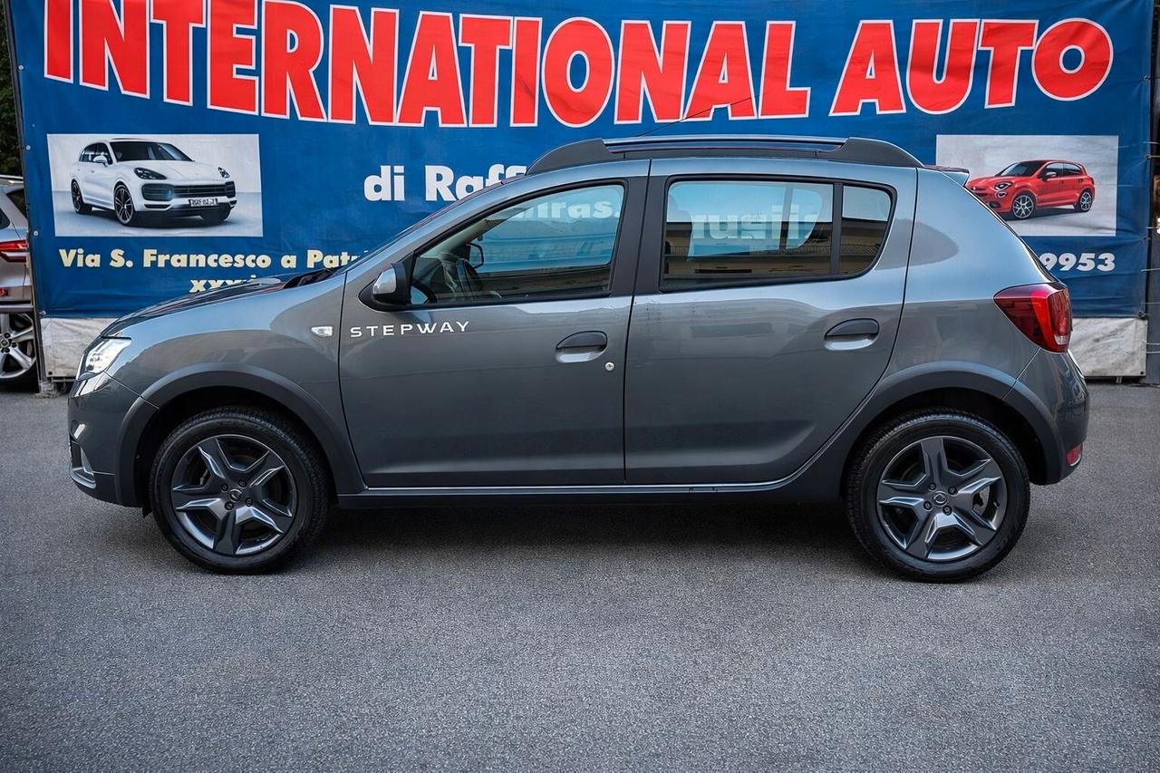 DACIA SANDERO STEPWAY 90CV GPL