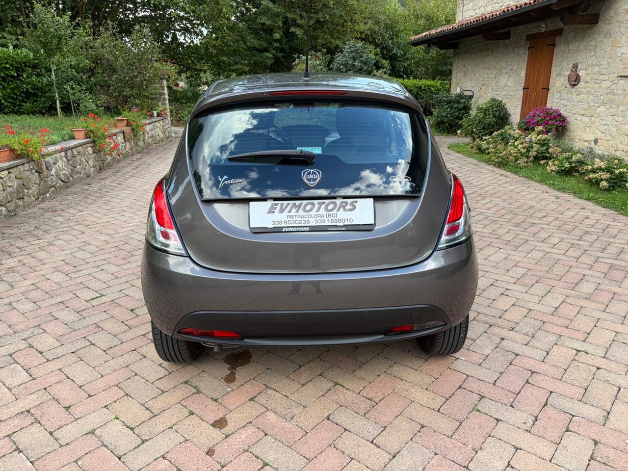 Lancia Ypsilon 1.2 69 CV 5 porte GPL Ecochic Gold