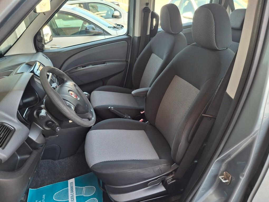 Fiat Doblò 1.6 MultijetDynamic 7 POSTI
