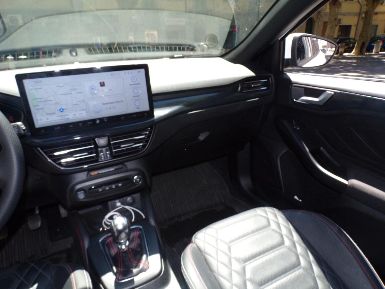 AUTO FORD FOCUS 5P DEL 05.2025 14.500 KM MOTORE 1.0 ECOBOOST ST-LINE X 125CV