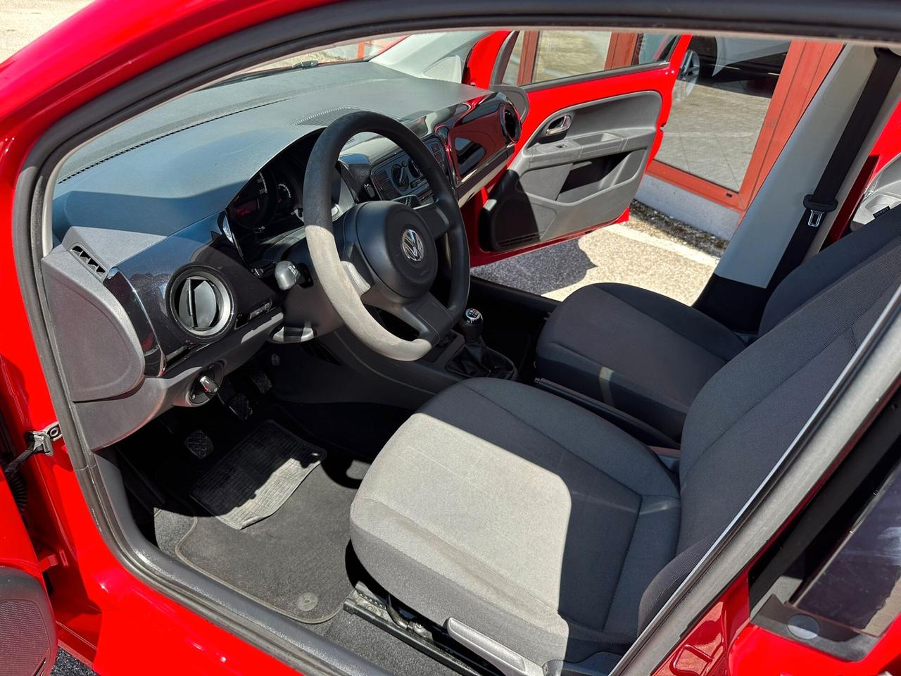 Volkswagen up! 1.0 5p. move up!