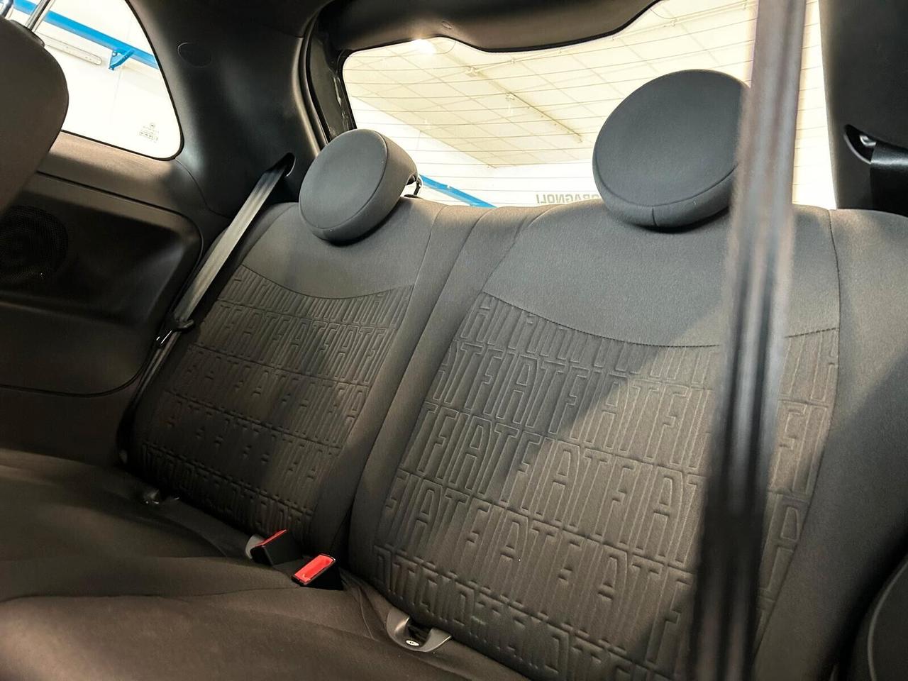 Fiat 500 DOLCEVITA 1.0 Hybrid SPOTICAR