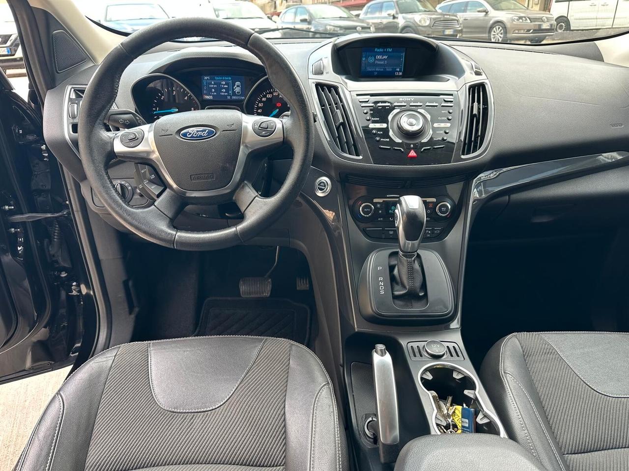 Ford Kuga 2.0 TDCI 140 CV 4WD Powershift Plus Gancio di traino