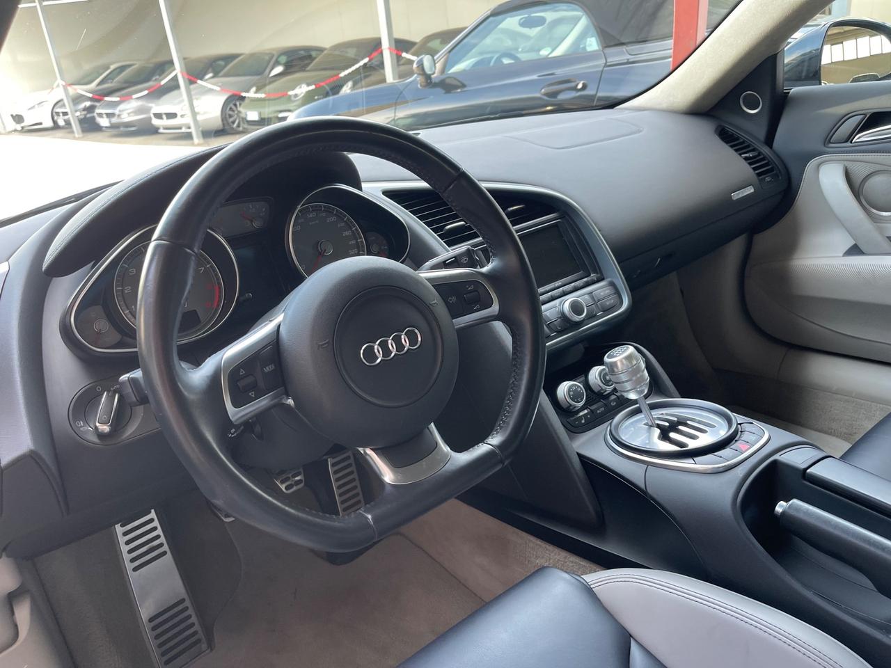 Audi R8 4.2 V8 Manuale Novidem 560 Cv PERMUTE RATE