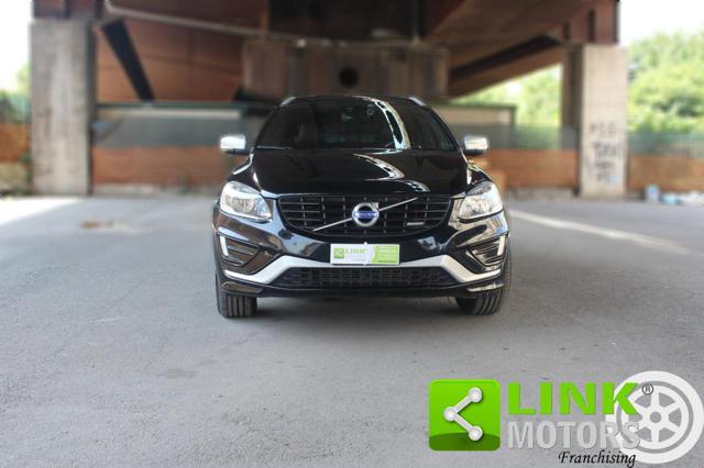 VOLVO XC60 2.0 D4 R-DESIGN MOMENTUM GT-8