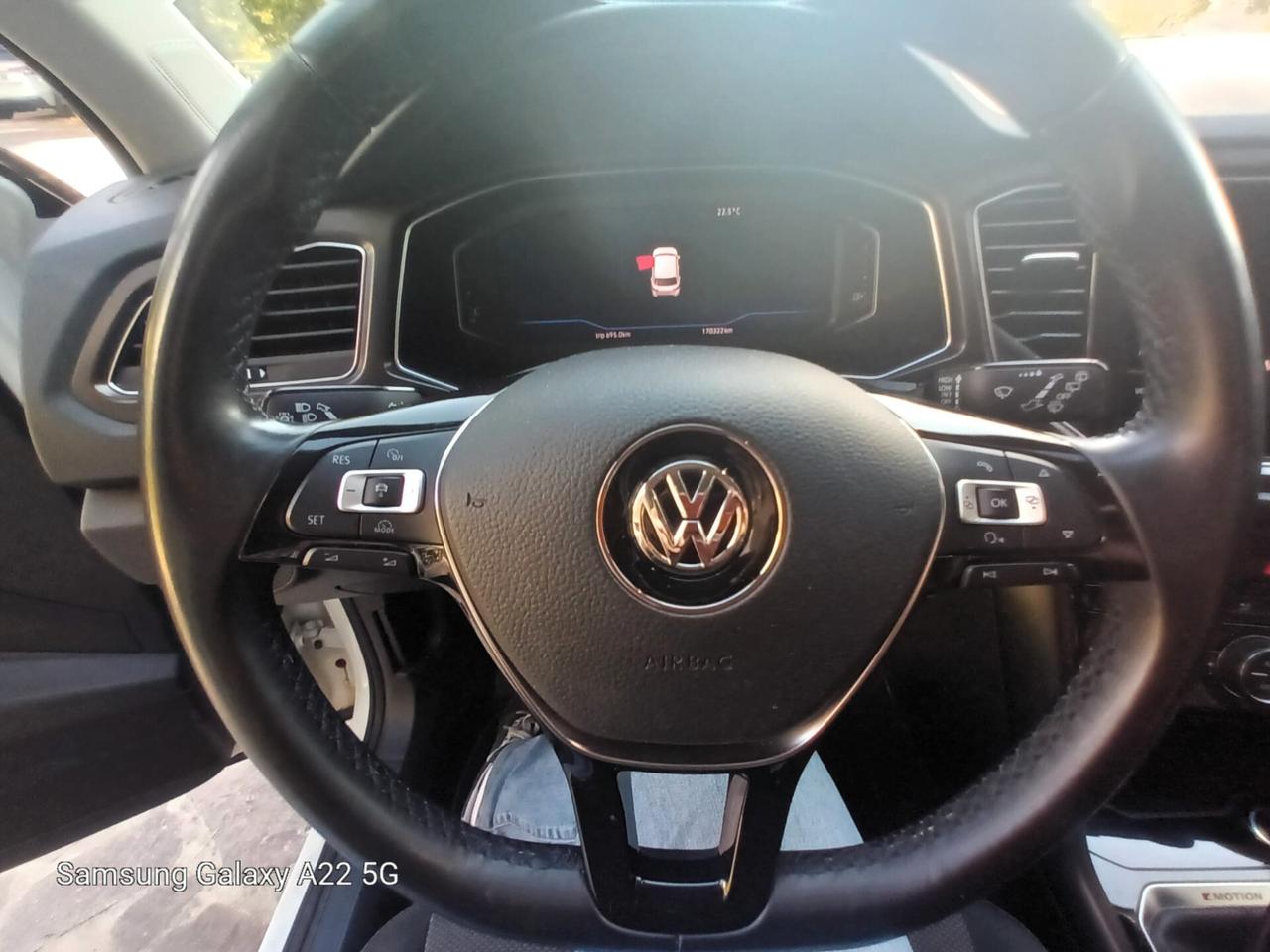 VOLKSWAGEN T-ROC- PRoV TOSCANA -ECCELLENTI CONDIZIONi