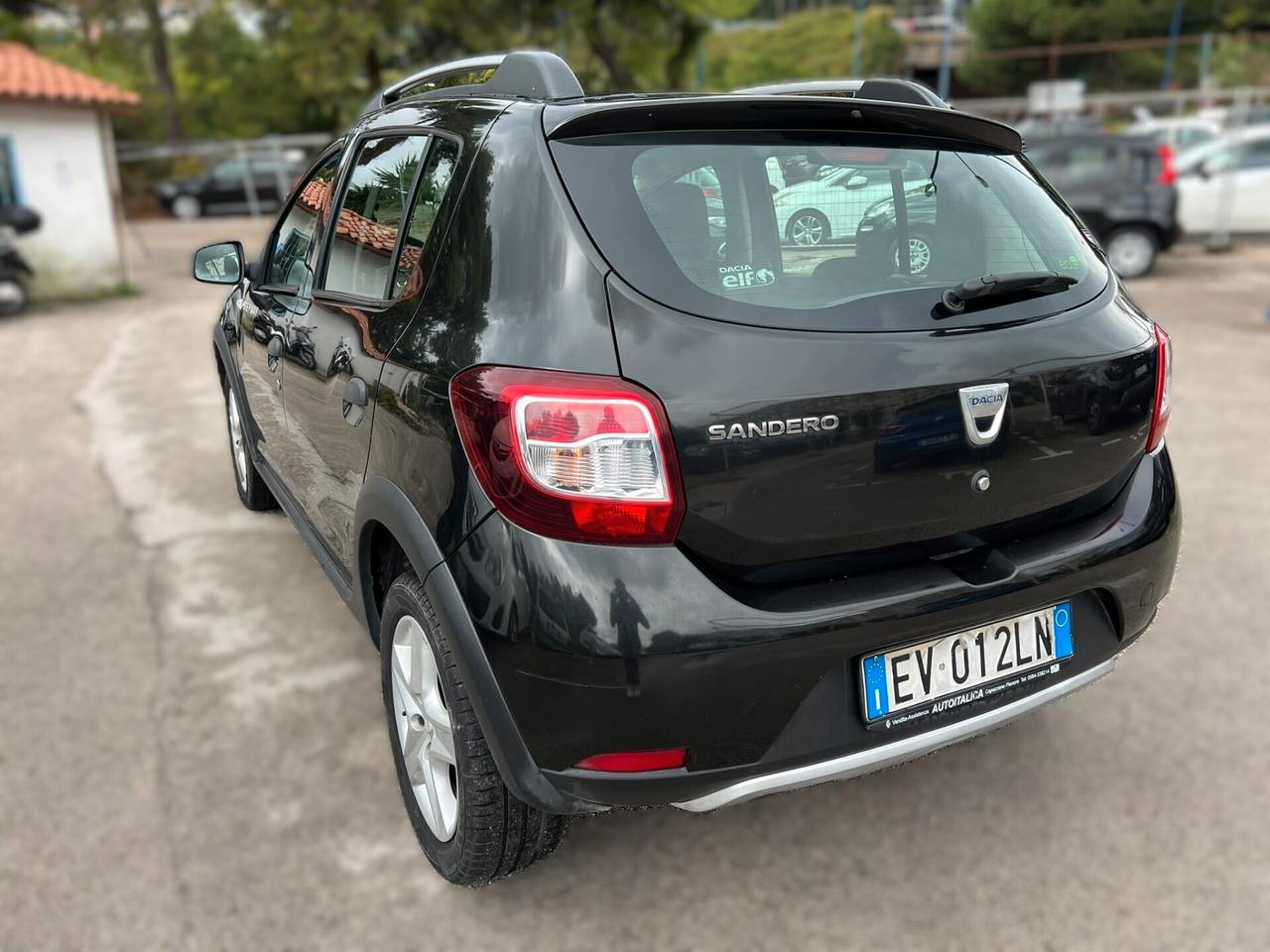 DACIA SANDERO STEPWAY 900 TCe - 2014