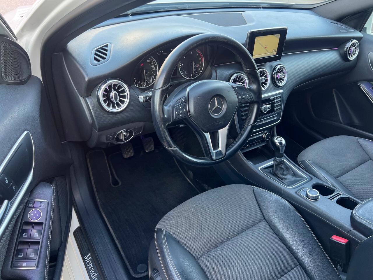 Mercedes-benz A 180 cdi 109cv SPORT NAVI/XENON/PELLE/16; PERFETTA!!