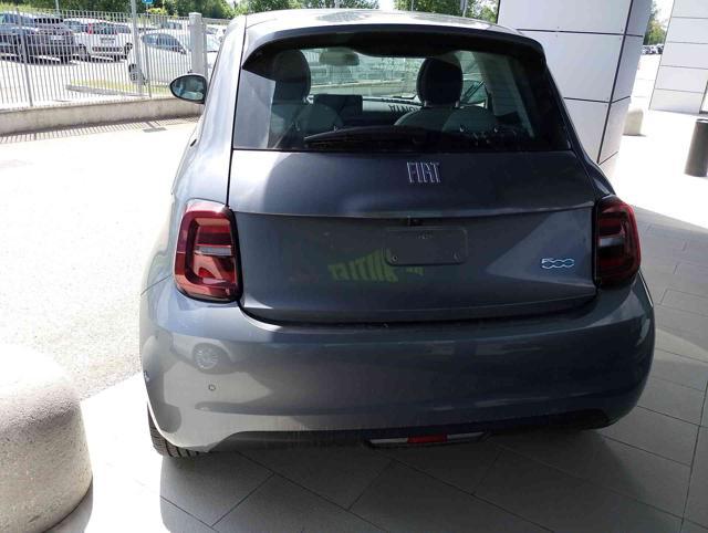 FIAT 500 La Prima Berlina 42 kWh