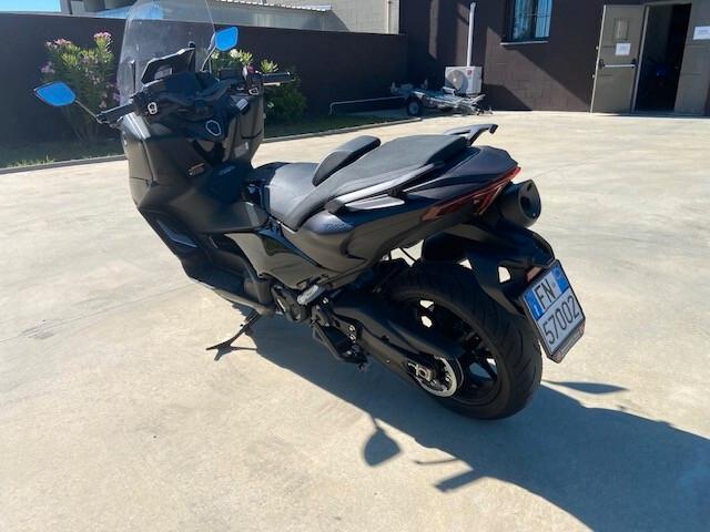 Yamaha T Max 560 TECH (M.Y 2024) 04-2025 KM 600