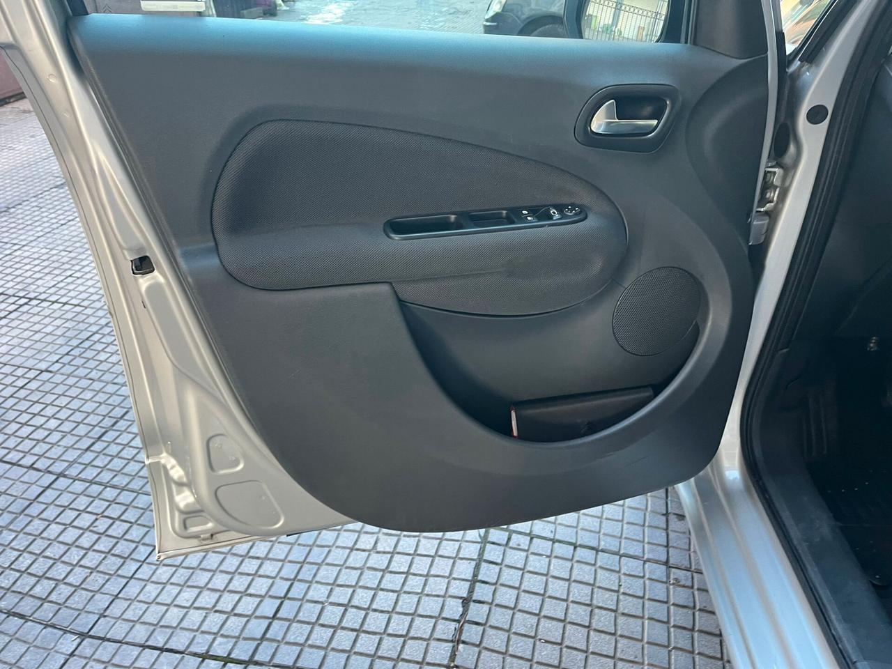 Citroen C3 Picasso BlueHDi 100 Exclusive Cinema