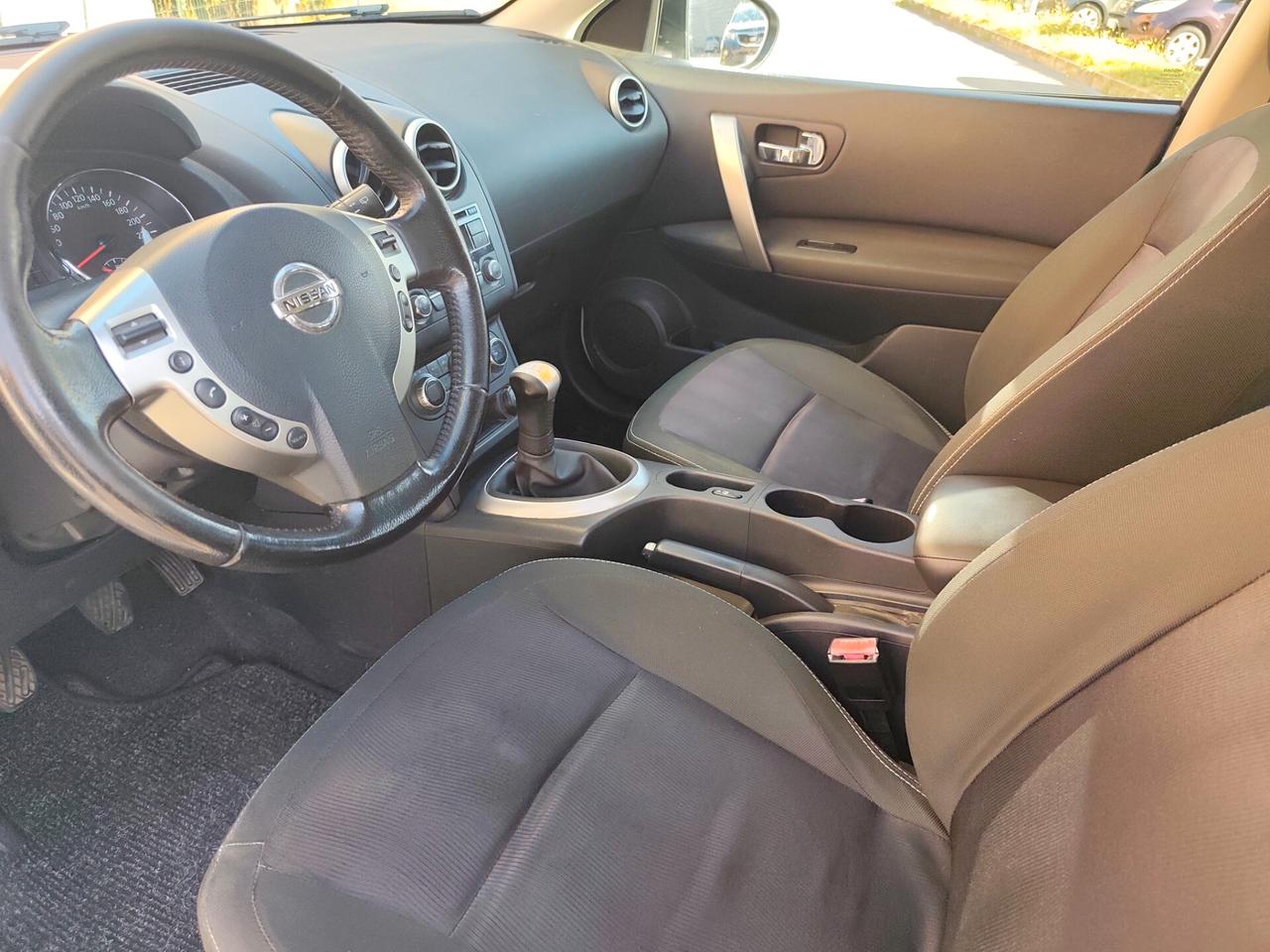 Nissan Qashqai 1.6 GPL gancio traino lavori certificati