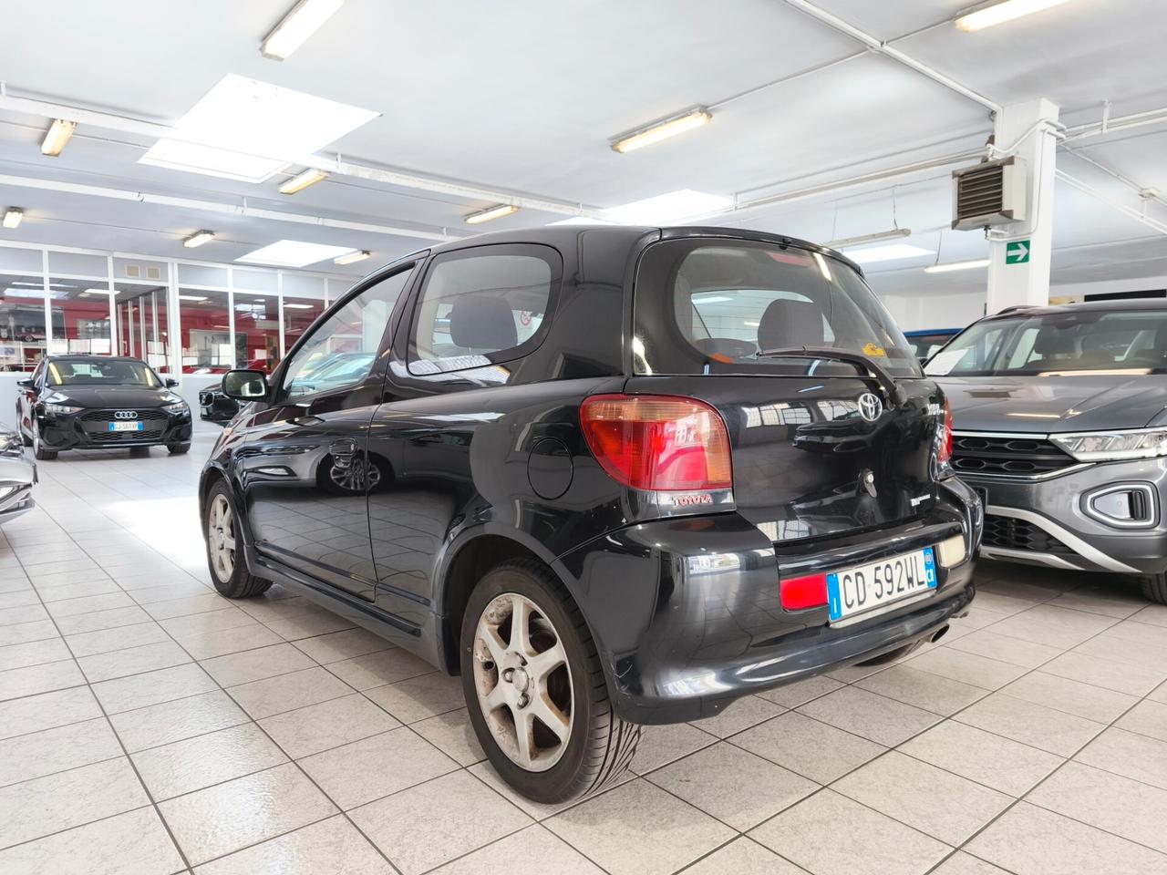 Toyota Yaris 1.5i 16V cat 3 porte T Sport