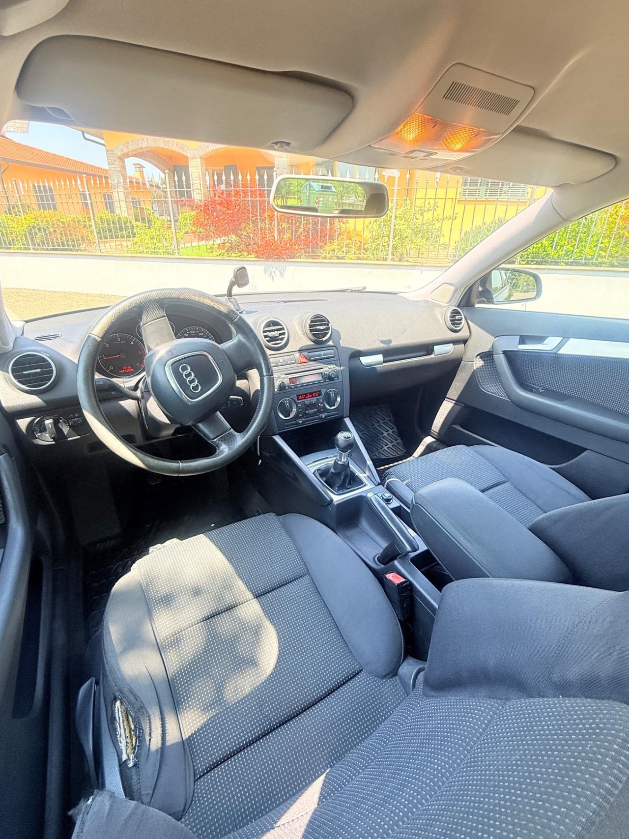 Audi A3 SPB 2.0 16V TDI Ambiente