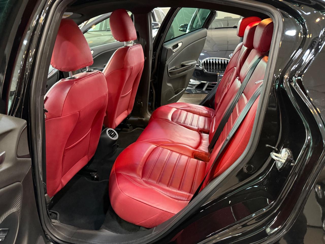 Alfa Romeo Giulietta 1750 turbo Veloce 240cv tct AUTO !! TETTO