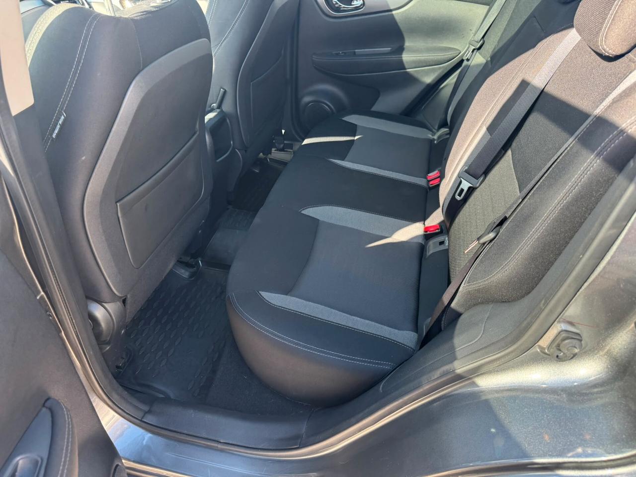 Nissan Qashqai 1.5 N-connecta Full Optional Tetto/navi/camera 360