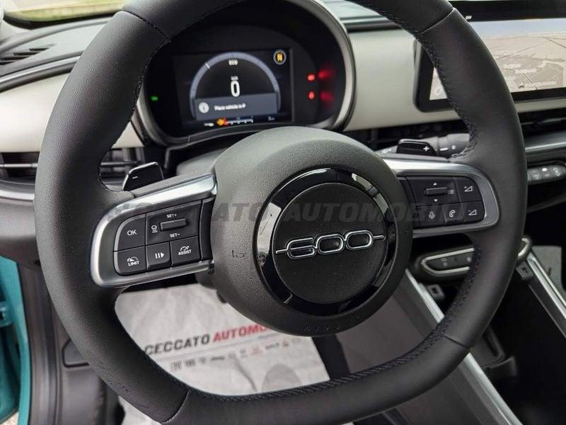 FIAT 600 600 1.2 hybrid La Prima II 110cv auto