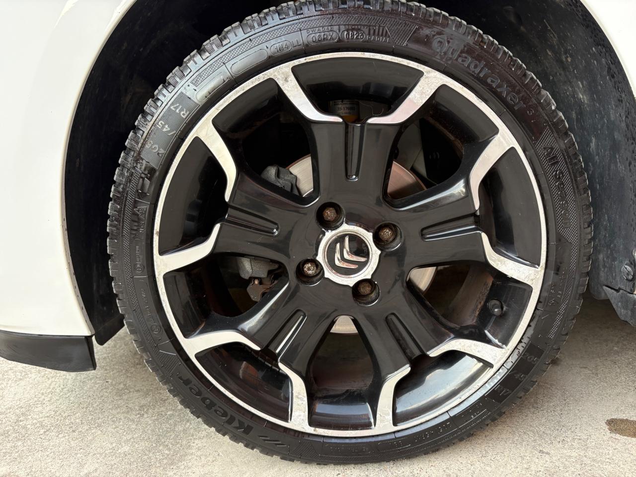 Ds DS3 3 1.6 HDi 90 Just Black