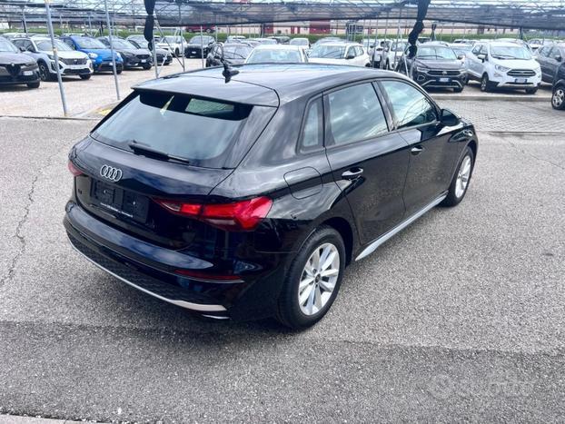 AUDI A3 SPB 35 TFSI / Retrocamera