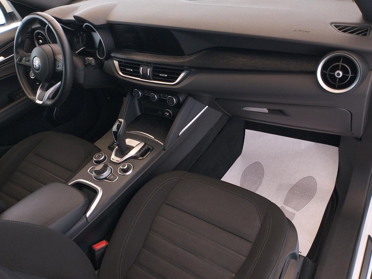ALFA ROMEO STELVIO 2.2 t Super Business Q4 190cv auto - IVA ESPOSTA