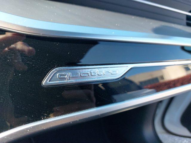 AUDI A6 Avant 40 2.0 TDI quattro ultra S tronic S line