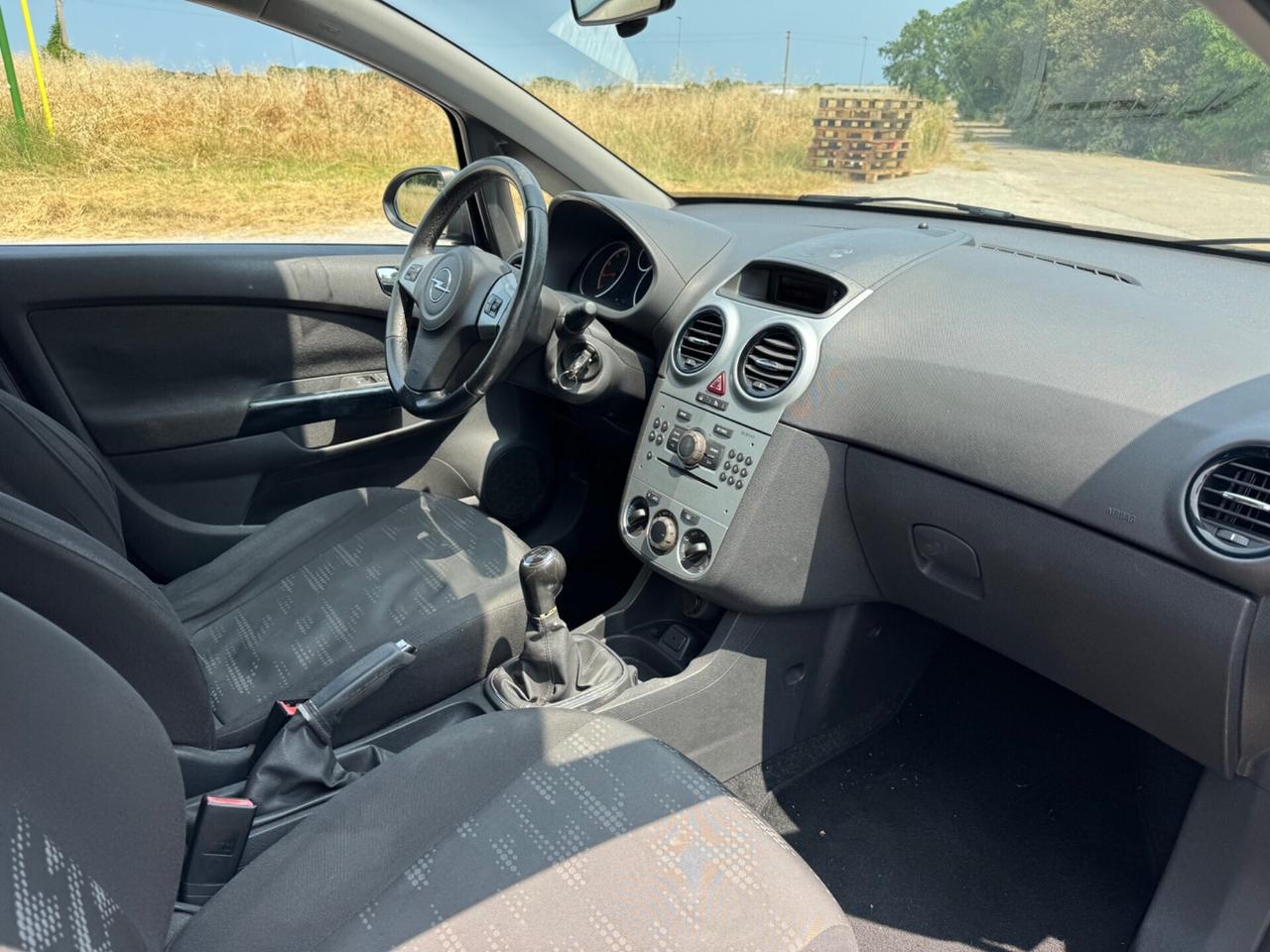 Opel Corsa 1.2 5 porte One