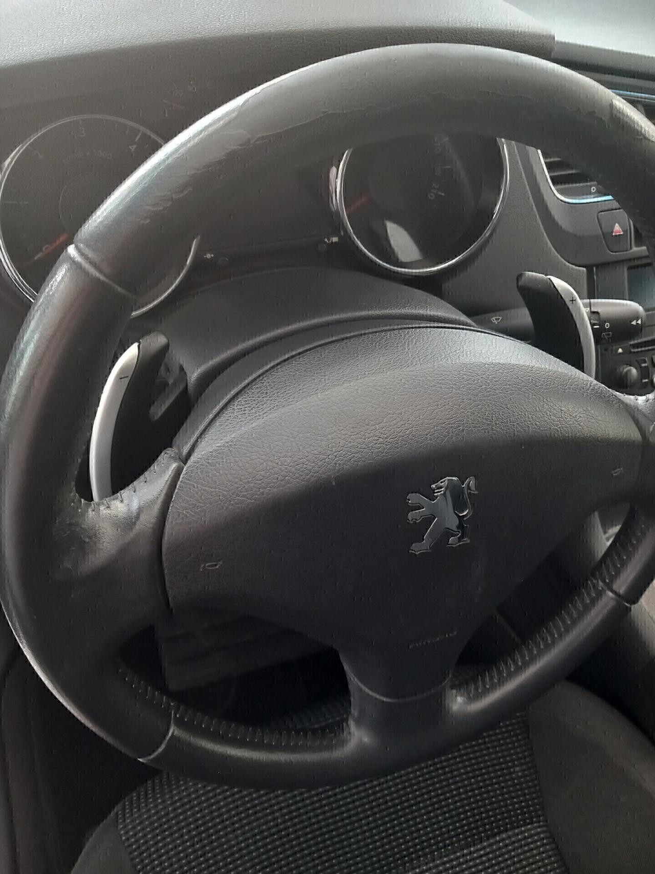 Peugeot 5008 1.6 diesel automatica 7 posti 152 mila km anno 2013