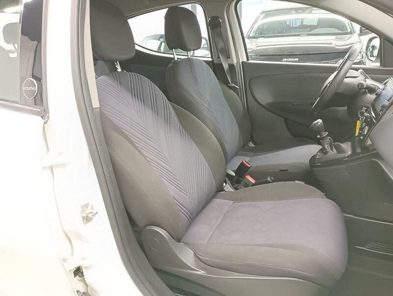 Lancia Ypsilon Ypsilon 1.0 FireFly 5 porte S&S Hybrid Ecochic Gold