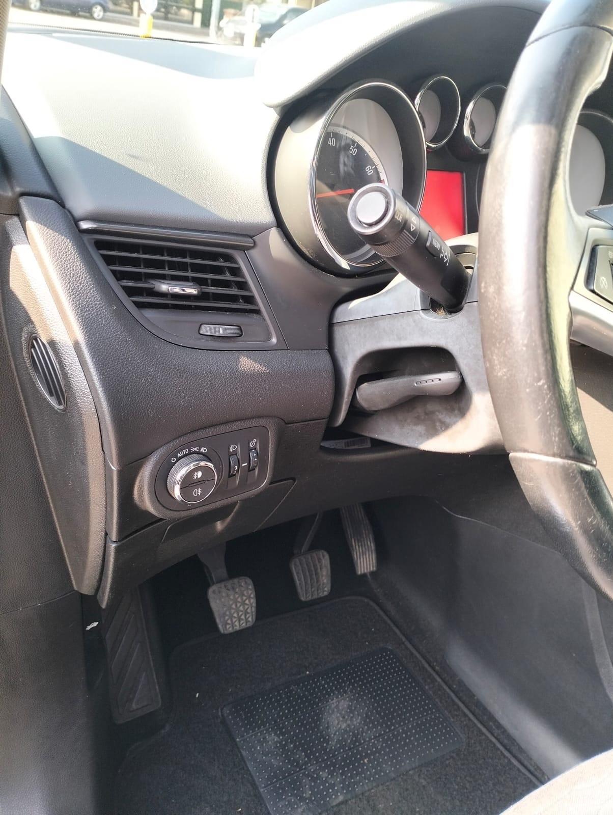 Opel Zafira Tourer 1.4 Turbo 140CV GPL Cosmo