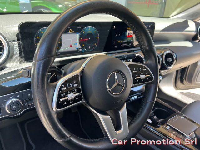 MERCEDES-BENZ CLA 180 d Automatic Shooting Brake Sport