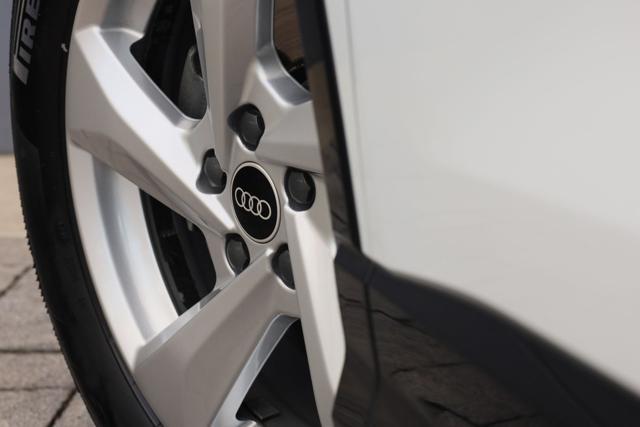 AUDI Q3 35 TFSI S tronic Business Advanced