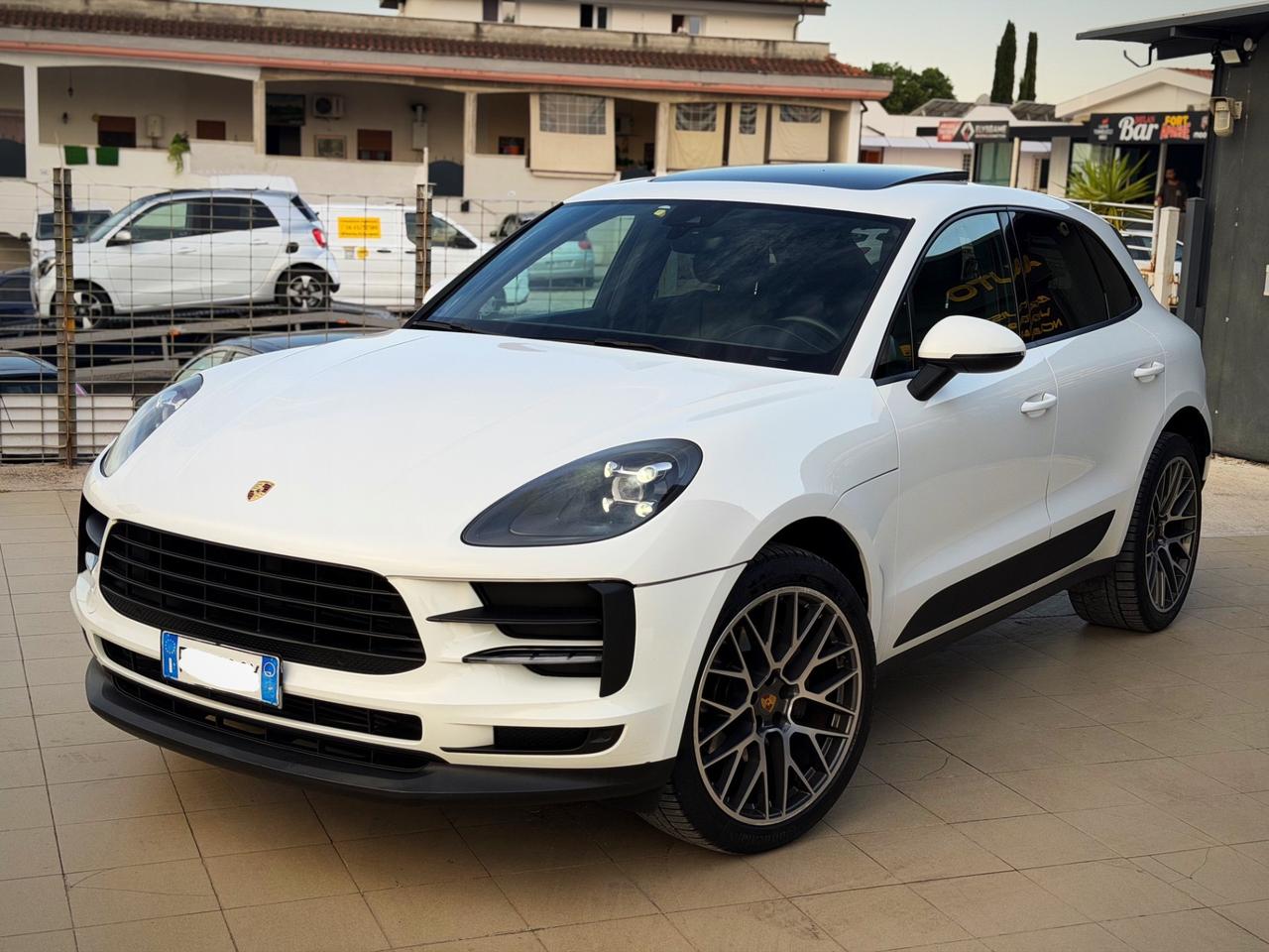 Porsche Macan 2.0 Full Optional Garanzia 12 Mesi